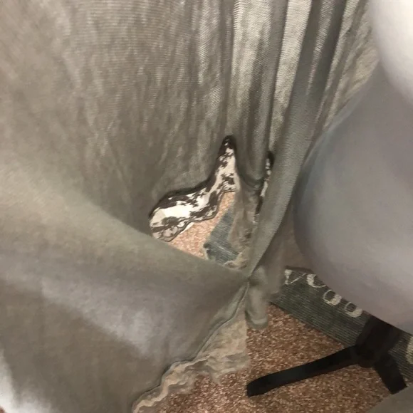 Lauren Conrad women’s long light grey Lacy shal cardigan - Picture 4 of 7